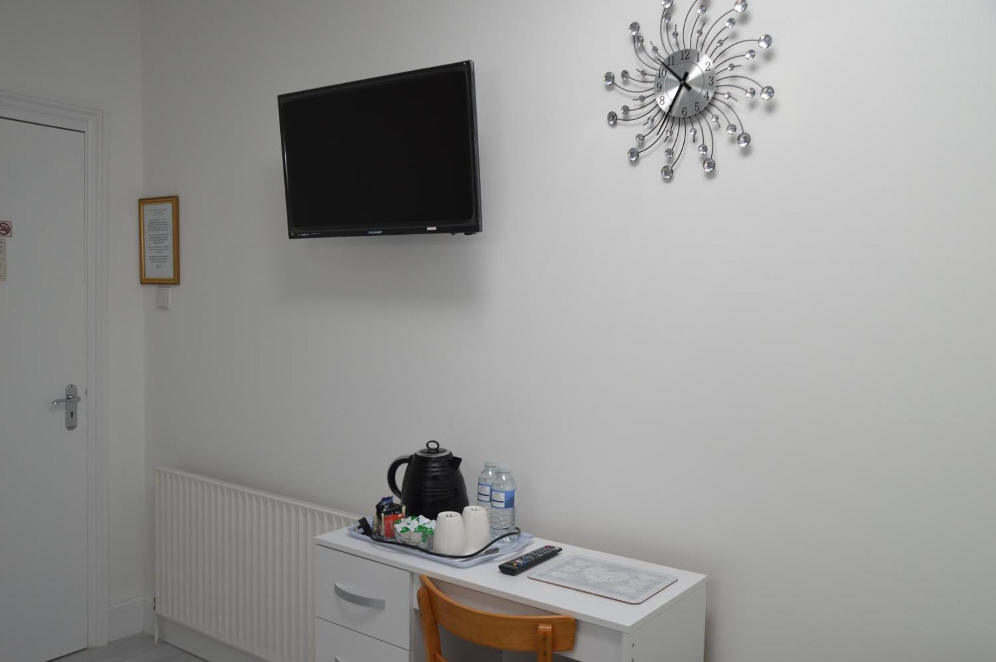Holly Lodge Weston-super-Mare Room photo